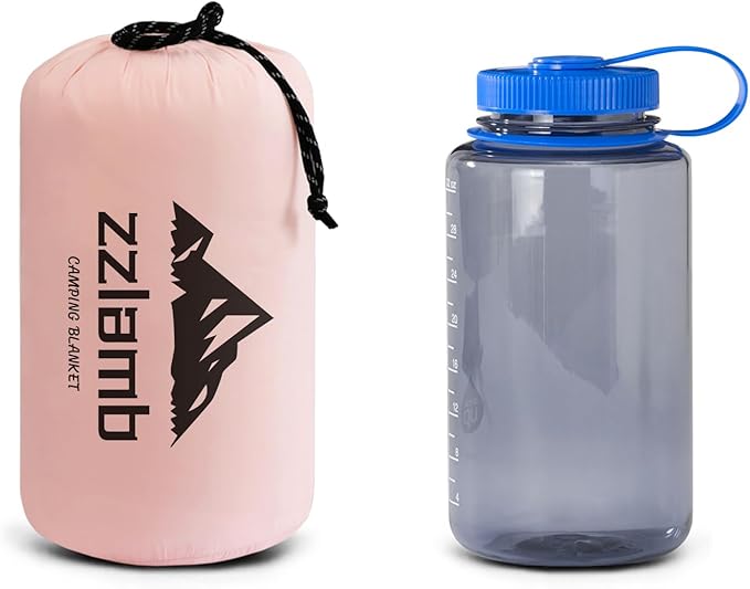 zzlamb Camping Blanket, Compact Lightweight Soft Puffy Blanket Water-Repellent, Packable Warm Quilt Down Alternative Picnic Hiking Backpacking Beach Travel RV Airplane Couch Car