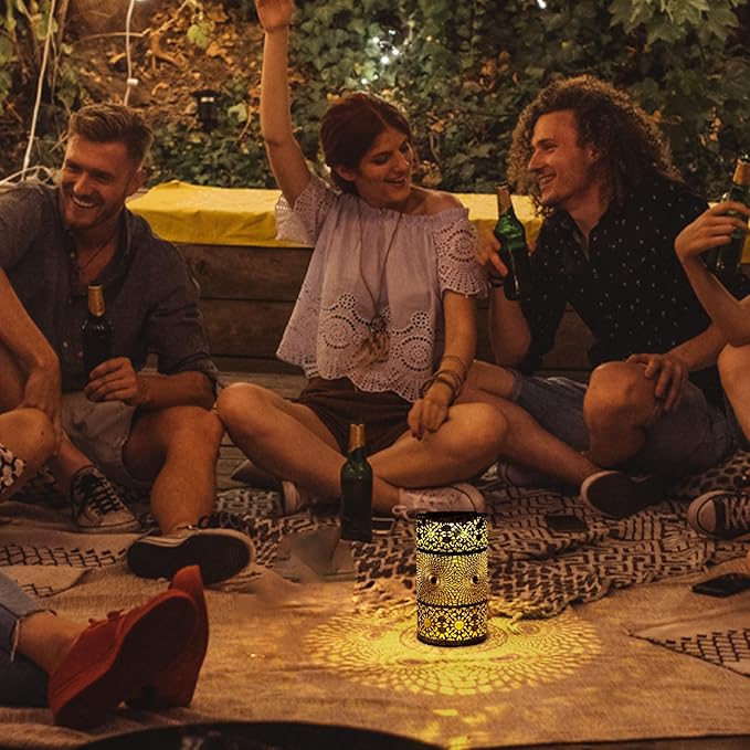 Hanging Solar Lanterns Outdoor Waterproof, Moorish-Style Solar Lanterns, Hollowed-Out Metal Decor Lantern, Decorative Lights for Garden Patio Porch