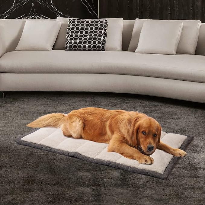 Outdoor Dog Bed, Portable Travel Mat, Rollup Pet Camping Gear, Crate Pad with Carry Handles for Large Dogs, Super Soft, Machine Washable, 42 * 28' Grey