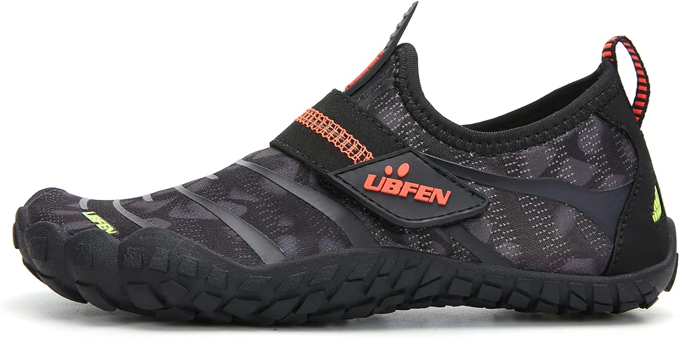 UBFEN Water Shoes for Kids Boys Girls Aqua Socks Barefoot Beach Sports Swim Pool Quick Dry Lightweight Toddler Little Big Kid