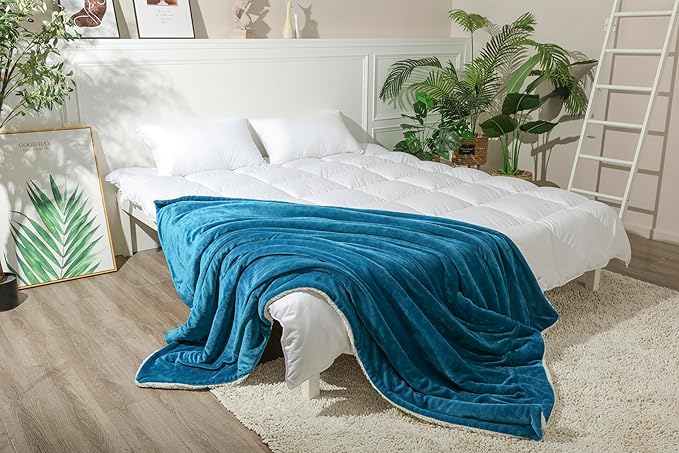 Waterproof Bed Blanket for Bed King Size 80''x90'', Water Proof and Stain Resistant Couch Blanket Soft Leakproof Plush Throw Blankets Fleece Protector Reversible Mattress(Blue)