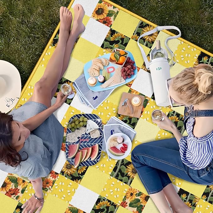 Checkered Picnic Blankets Waterproof Foldable, 60″X80″Sunflower Picnic Mat Outdoor Blanket for Grass, Cute Bee Thick Beach Blanket Sandproof Picnic Accessories for Camping Party Park Patio