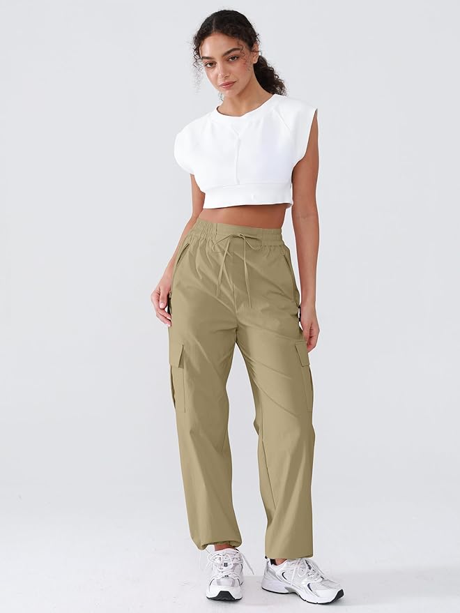 Hiking Pants Women Lightweight Cargo Pants Quick Dry Water Resistant Outdoor Travel Pants with Zipper Pockets