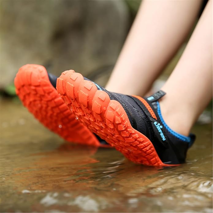 UBFEN Water Shoes for Kids Boys Girls Aqua Socks Barefoot Beach Sports Swim Pool Quick Dry Lightweight Toddler Little Big Kid