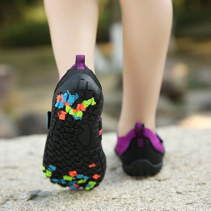 UBFEN Water Shoes for Kids Boys Girls Aqua Socks Barefoot Beach Sports Swim Pool Quick Dry Lightweight Toddler Little Big Kid