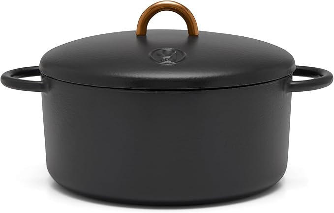 Great Jones Dutch Baby Dutch Oven with Lid (Pepper, 3.5-Quart) | Enameled Cast Iron, Round Shape | Safe for Stovetops & Ovens up to 500°F | Space-Saving & Dishwasher-Friendly | Small-Batch Cooking