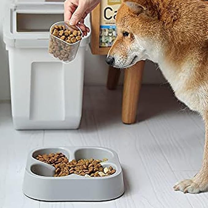 RUIAN Pet Food Storage Container, 22lb Grain Storage Barrels Sealed Bucket on Wheels Dog Cat Dry Food Bin Rice Flour Boxes with Scoop and Measuring Cup, Gray & Pink 2Pcs