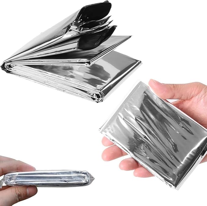 Emergency Foil Blanket, Survival Thermal Mylar Blankets Individually Packaged Perfect for Outdoors, Hiking, Survival, Marathons or First Aid (Silver (6 Pack))