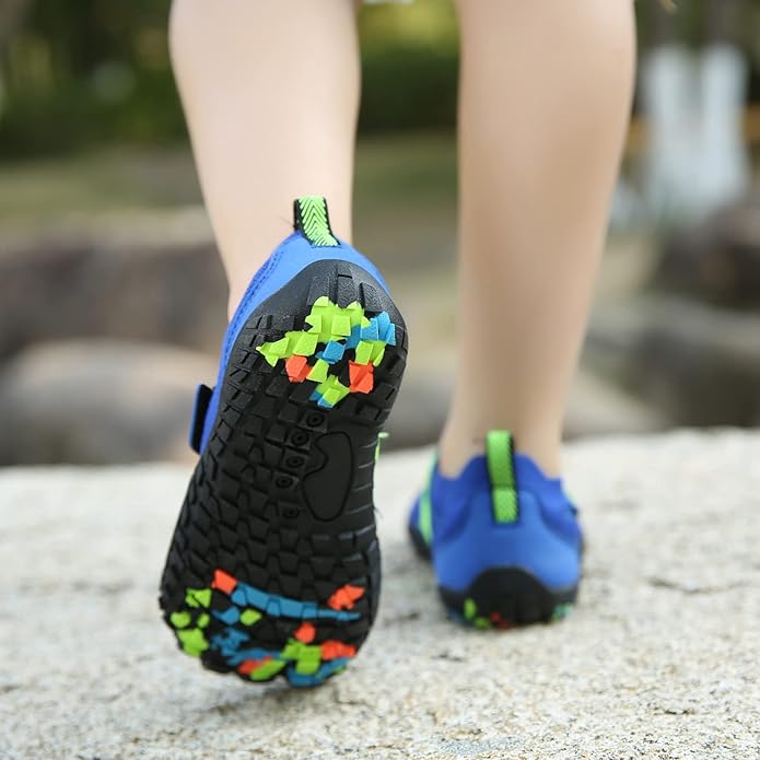 UBFEN Water Shoes for Kids Boys Girls Aqua Socks Barefoot Beach Sports Swim Pool Quick Dry Lightweight Toddler Little Big Kid