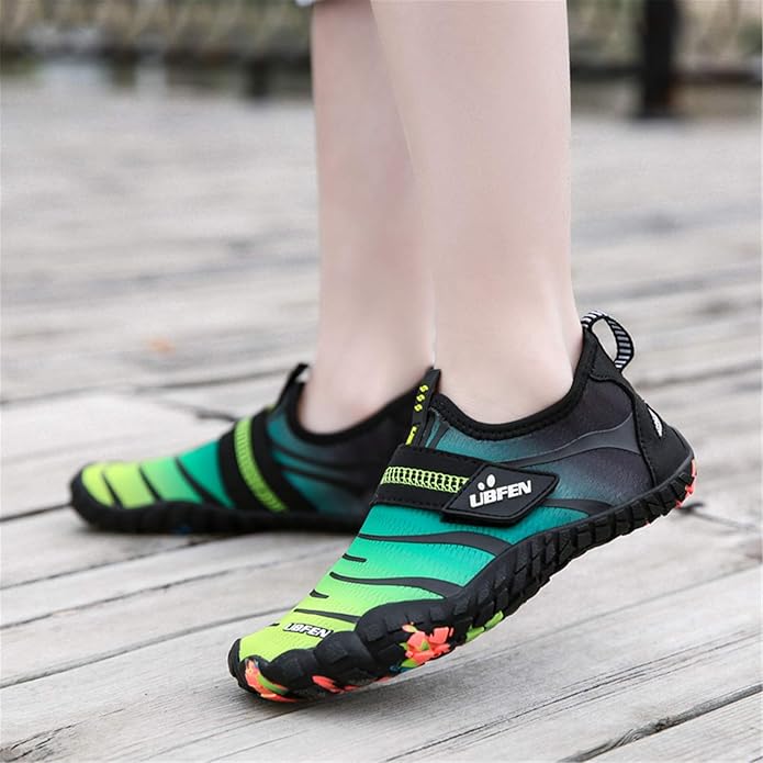 UBFEN Water Shoes for Kids Boys Girls Aqua Socks Barefoot Beach Sports Swim Pool Quick Dry Lightweight Toddler Little Big Kid