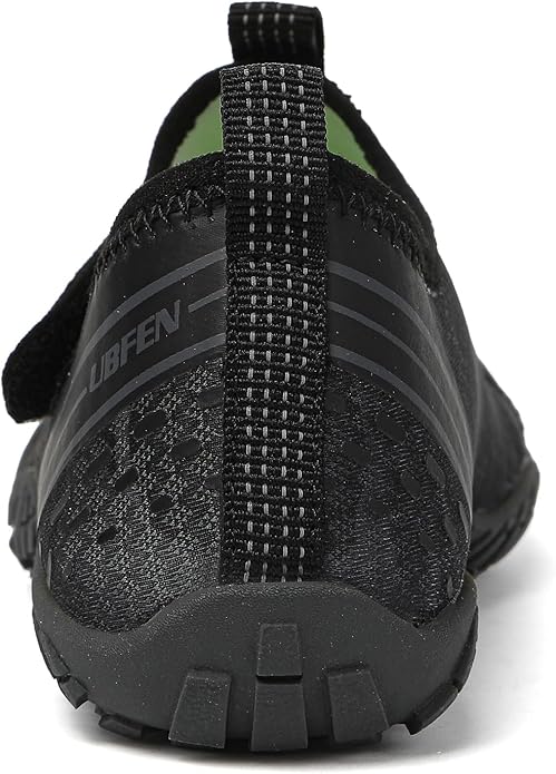 UBFEN Water Shoes for Kids Boys Girls Aqua Socks Barefoot Beach Sports Swim Pool Quick Dry Lightweight Toddler Little Big Kid