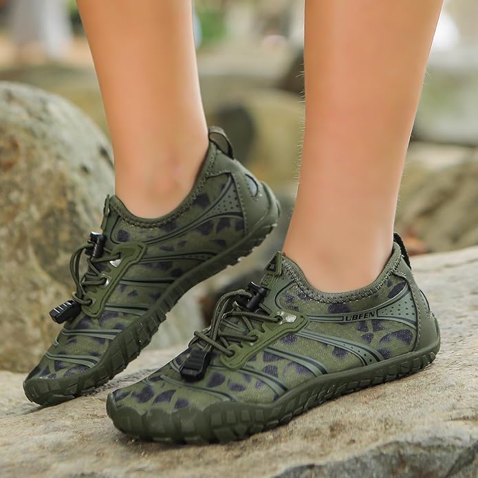 UBFEN Water Shoes for Kids Boys Girls Aqua Socks Barefoot Beach Sports Swim Pool Quick Dry Lightweight Toddler Little Big Kid