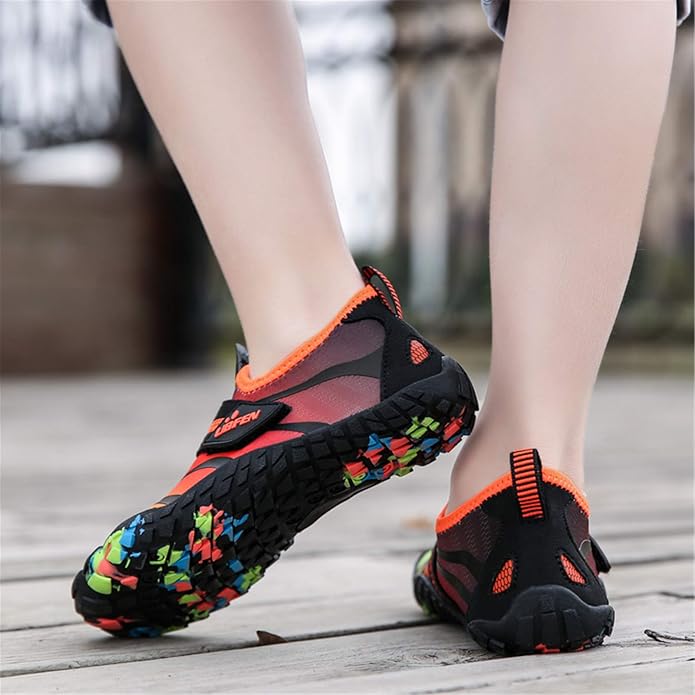 UBFEN Water Shoes for Kids Boys Girls Aqua Socks Barefoot Beach Sports Swim Pool Quick Dry Lightweight Toddler Little Big Kid