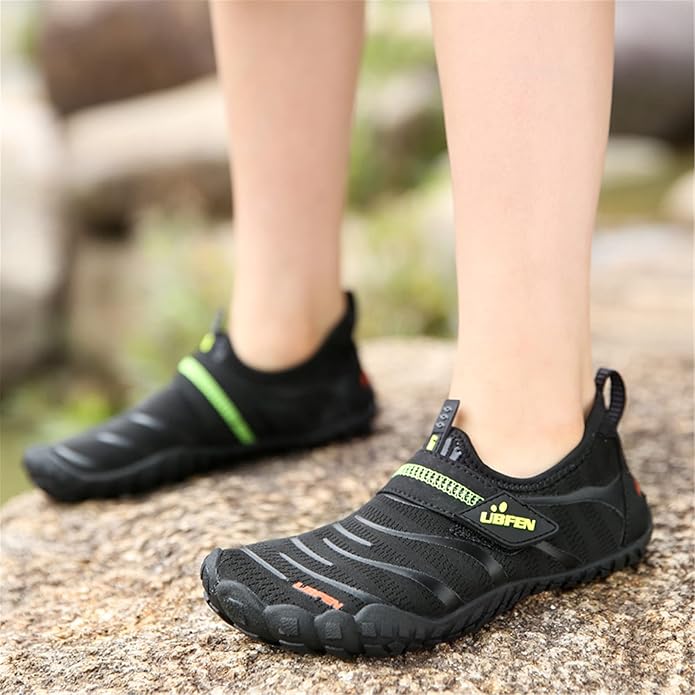 UBFEN Water Shoes for Kids Boys Girls Aqua Socks Barefoot Beach Sports Swim Pool Quick Dry Lightweight Toddler Little Big Kid