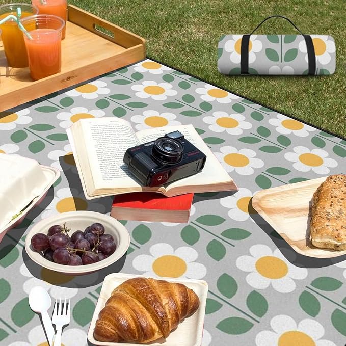 Extra Large Picnic Outdoor Blanket 80''x80'' Waterproof and Sandproof Picnic Mat for Beach Foldable Camping Accessories for Grass Lawn Park