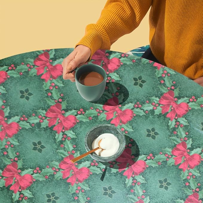 Violet Linen Holly and Ribbons Elastic Round Table Cover, Large