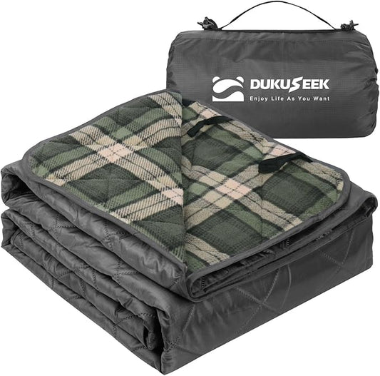 DUKUSEEK Waterproof Stadium Blanket, Hooded Outdoor Blankets Waterproof Windproof for Cold Weather, Emergency Warm Blanket with Quilted Cotton and Thick Fleece for Picnic, Camping, Outdoor Sports…