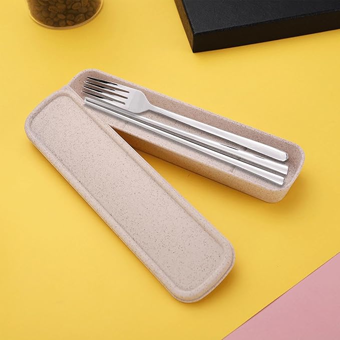 1Pcs Simple Utensil Holder with Lid, Reusable Utensils Wheat Straw Travel Cutlery Box，Portable Flatware Box Travel Tableware Storage Case, Simple Tableware Storage Boxs Case for Cutlery Kit (Beige)