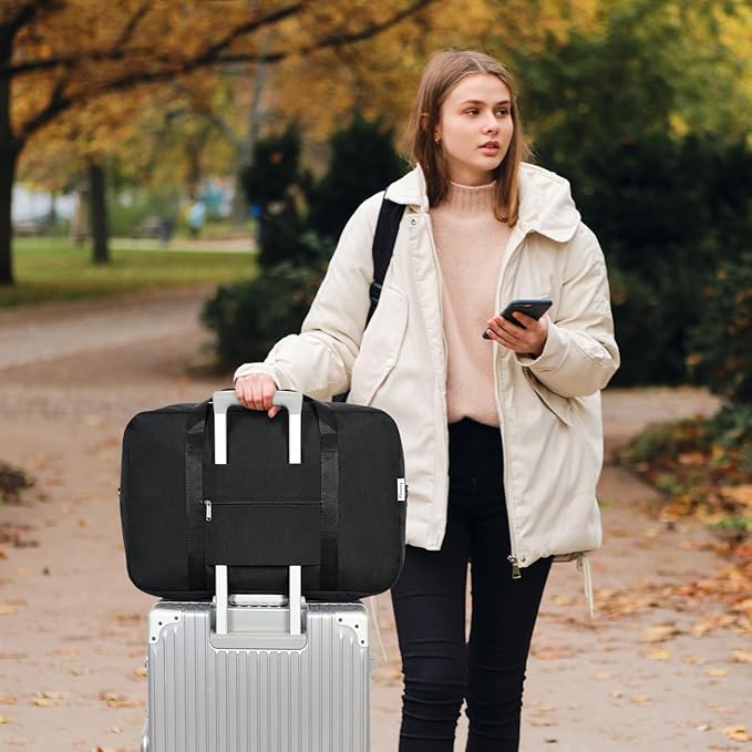 Carry on luaggage 22x14x9 Airlines Approved Foldable Carry on Bag Travel Duffel Packable Duffle Overnight for Women and Men 40L (Black)