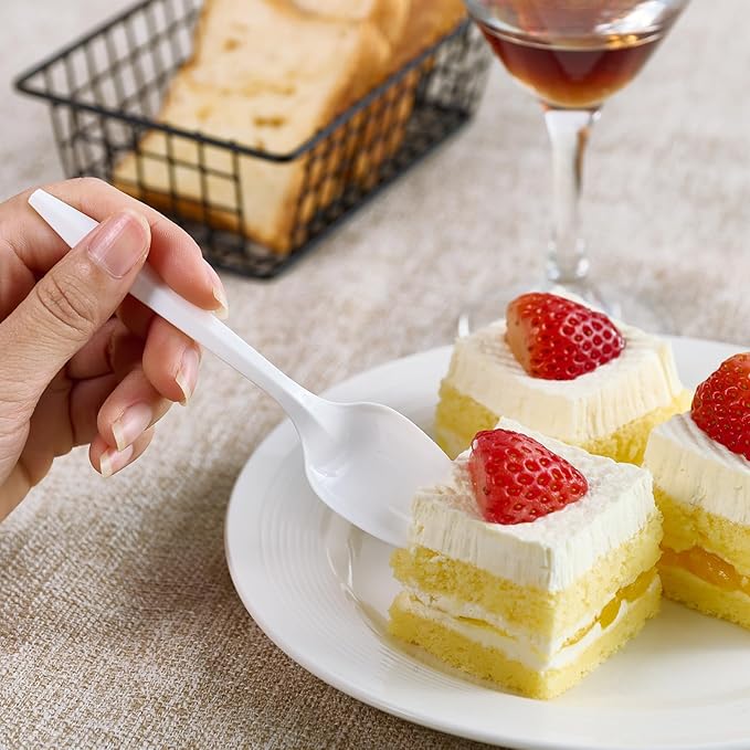 FOCUSLINE 2000 Pack White Plastic Spoons Bulk, Heat Resistant Disposable Teaspoons, Plastic Silverware for Take out Restaurants, Parties, Picnics, Travel & Any Events