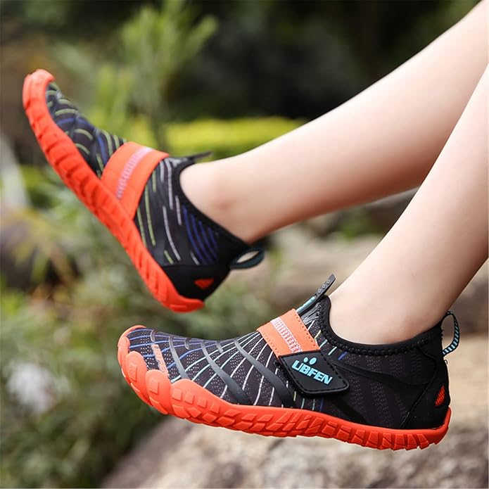 UBFEN Water Shoes for Kids Boys Girls Aqua Socks Barefoot Beach Sports Swim Pool Quick Dry Lightweight Toddler Little Big Kid