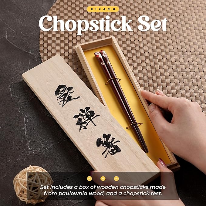 Nemuri Neko Hand-Painted Chopsticks, Traditional Aizu Maki-e Craft, Natural Wood, Wakasa Lacquer Finish Wood Gift Box Made in Japan (Red)