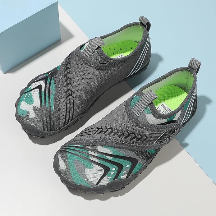 UBFEN Water Shoes for Kids Boys Girls Aqua Socks Barefoot Beach Sports Swim Pool Quick Dry Lightweight Toddler Little Big Kid