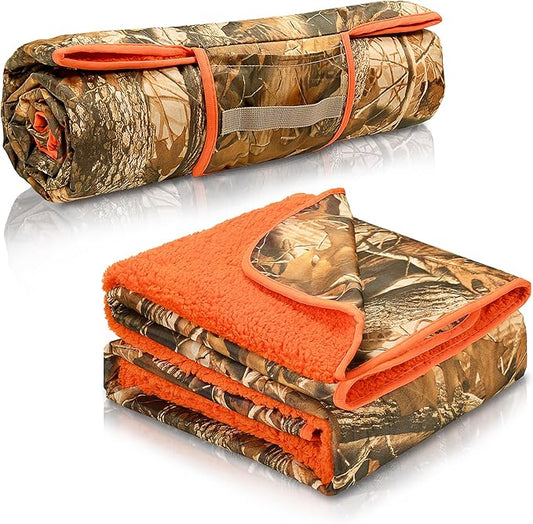 Tirrinia Waterproof Outdoor Blanket with Sherpa Lining, Windproof Triple Layers Warm Comfy Foldable for Camping Stadium, Beach, Picnic, Grass, Concerts, Car, Dog, 51''X 59'' & 59''X 80''