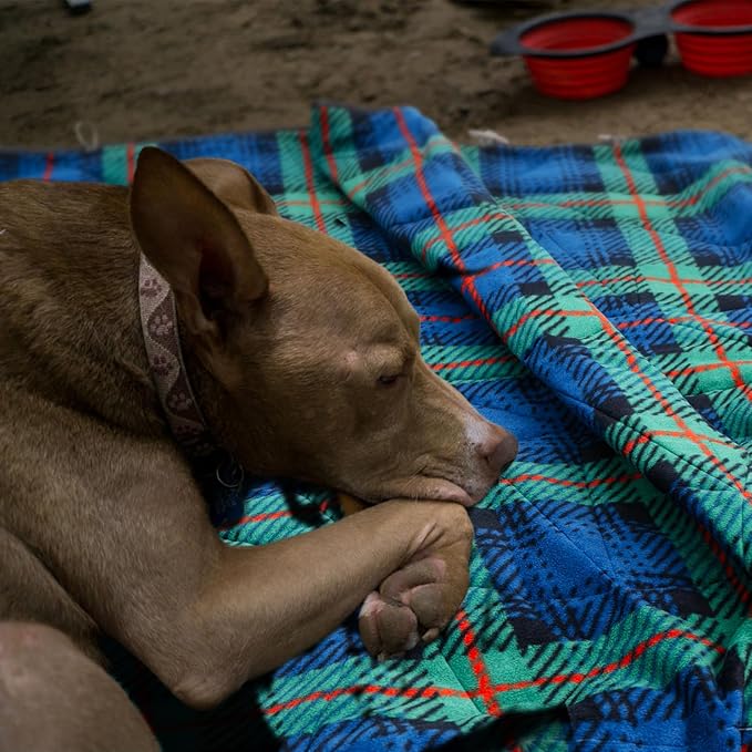 Outdoor Waterproof Blanket, Foldable Fleece Stadium Blanket for Outdoor Sports Event, Camping, Concerts, Car, Pet, Picnics - Windproof, Wearable, Machine Washable 80" x 58"