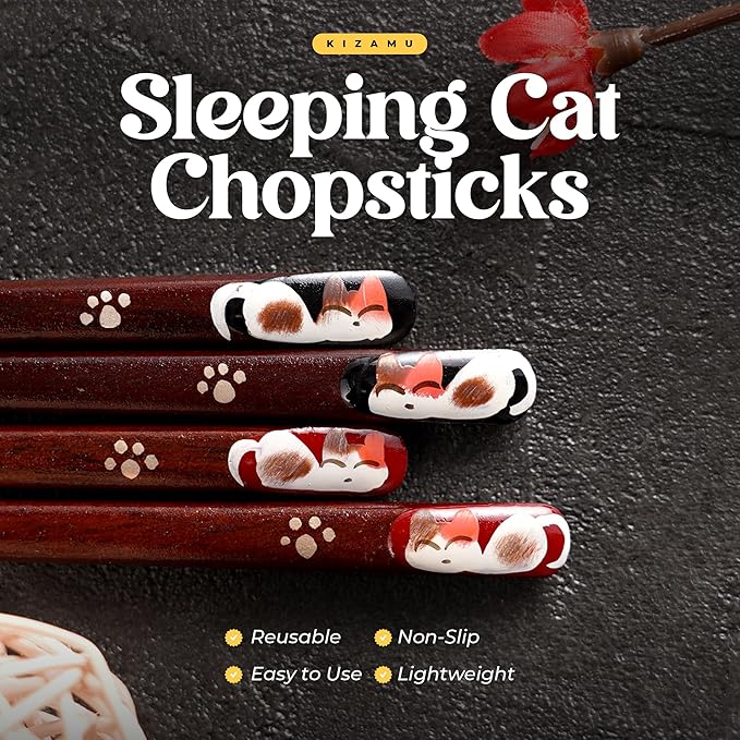 Nemuri Neko Hand-Painted Chopsticks, Traditional Aizu Maki-e Craft, Natural Wood, Wakasa Lacquer Finish Wood Gift Box Made in Japan (Black)