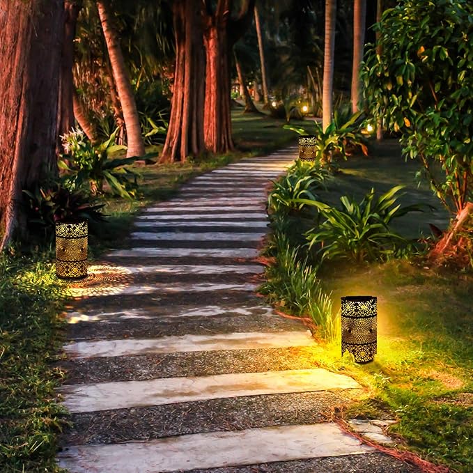 Hanging Solar Lanterns Outdoor Waterproof, Moorish-Style Solar Lanterns, Hollowed-Out Metal Decor Lantern, Decorative Lights for Garden Patio Porch