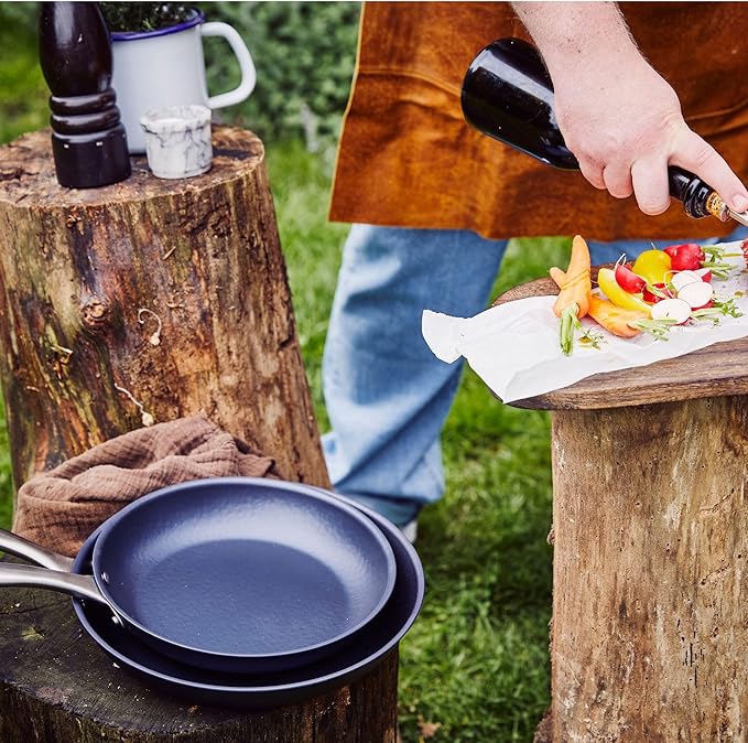 Alva Black Angus 11" Carbon Steel Frying Pan, Chef-Grade Hammered Blue Steel Skillet, Naturally Nonstick When Seasoned, PFAS & PFOA Free, Induction, Oven & BBQ Compatible, Lightweight Premium Cookware