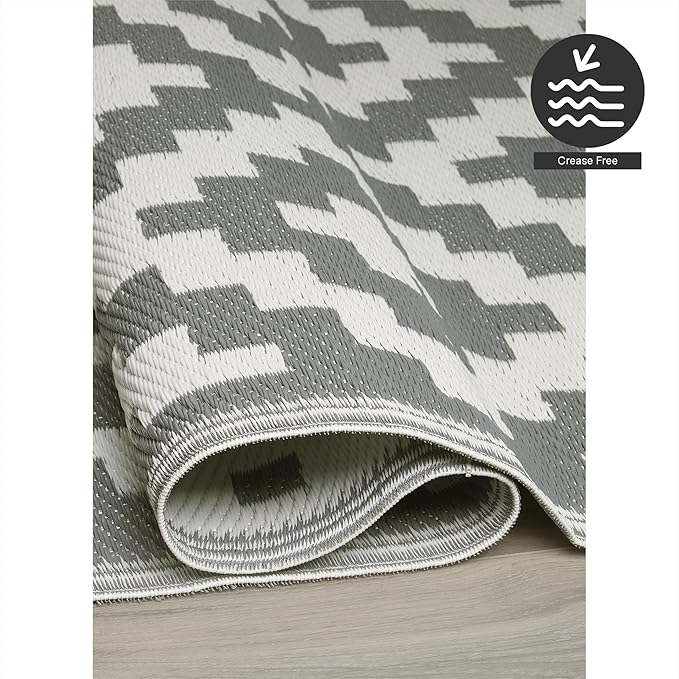 FH Home Outdoor Rug - Waterproof, Fade Resistant, Reversible - Premium Recycled Plastic - Geometric - Patio, Deck, Porch, Balcony, Laundry Room - Aztec - Gray & White Crease Free - 4 x 6 ft