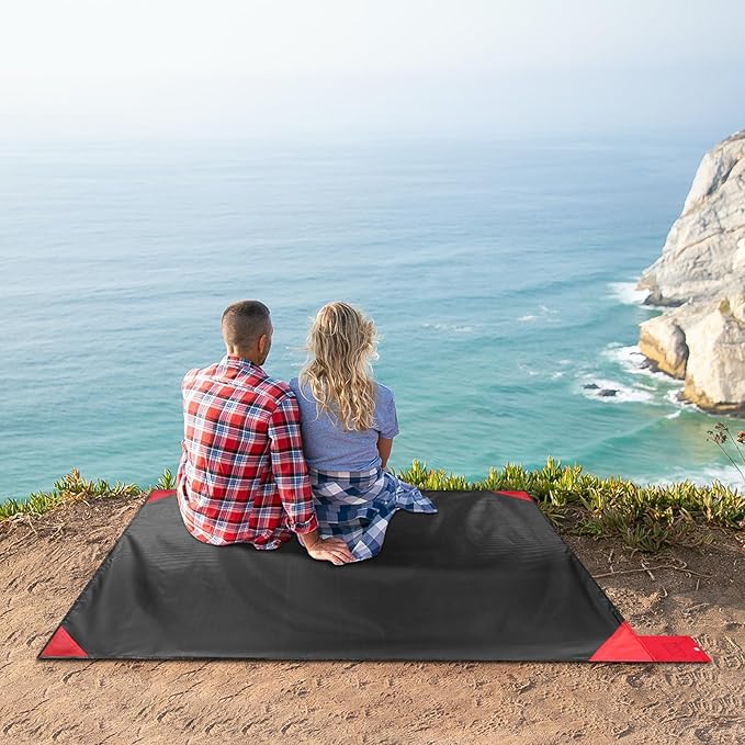 Odoland Beach Blanket Picnic Blanket, 43" x 63" SandProof Waterproof Outdoor Pocket Blanket with Portable Bag, Foldable Lightweight Sand Free Quick Drying Beach Mat for Hiking Camping Travel, Black