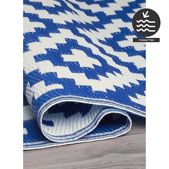 FH Home Outdoor Rug - Waterproof, Fade Resistant, Reversible - Premium Recycled Plastic - Geometric - Large Patio, Deck, Sunroom, Camping, RV - Aztec - Blue & White Crease Free - 6 x 9 ft