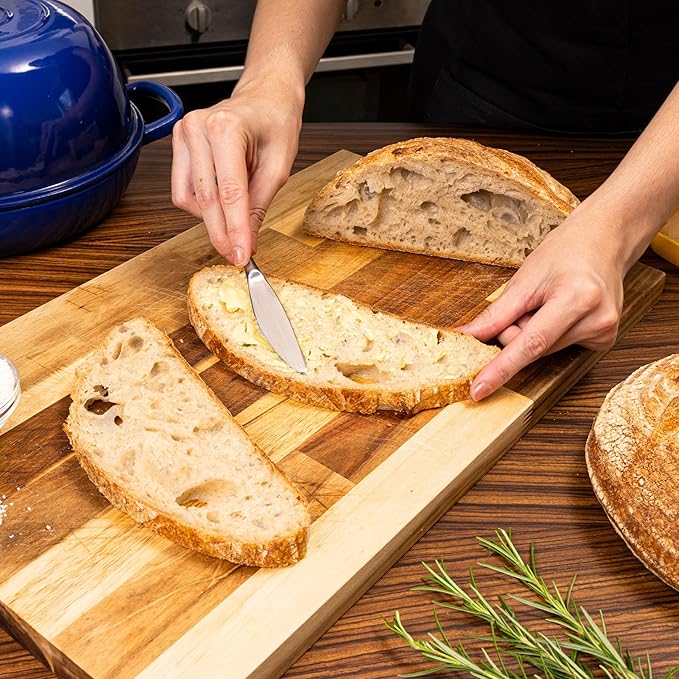 Enamelled Cast Iron Dutch Oven Pot – Dutch Oven For Sourdough Bread Baking – Cast Iron Bread Pot – Dark Blue, 6 Quarts, 26cm – by Nuovva