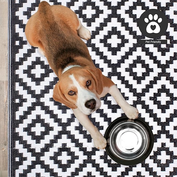 FH Home Outdoor Rug - Waterproof, Fade Resistant, Reversible - Premium Recycled Plastic - Geometric - Porch, Deck, Balcony, Mudroom, Laundry Room, Patio - Aztec - Black & White Crease Free - 3 x 5 ft