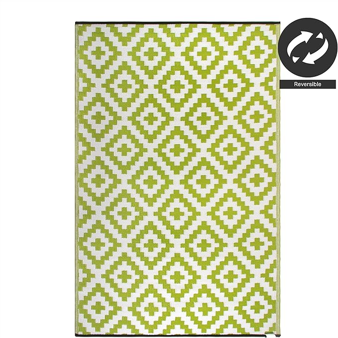 FH Home Outdoor Rug - Waterproof, Fade Resistant, Reversible - Premium Recycled Plastic - Geometric - Porch, Deck, Balcony, Mudroom, Laundry Room, Patio - Aztec - Green & White Crease Free - 3 x 5 ft