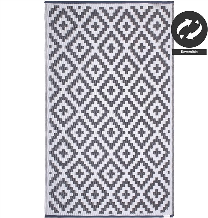 FH Home Outdoor Rug - Waterproof, Fade Resistant, Reversible - Premium Recycled Plastic - Geometric - Patio, Porch, Deck, Balcony - Aztec - Gray & White Crease Free - 5 x 8 ft