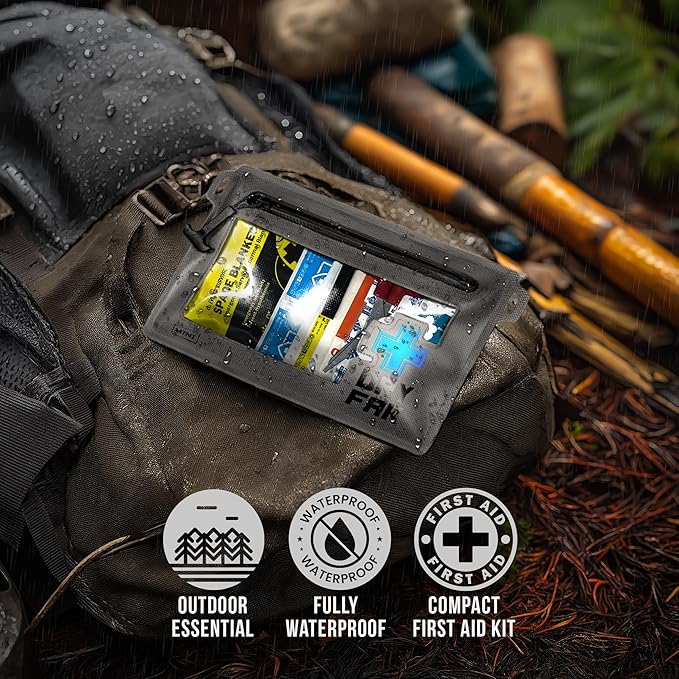 EVERLIT Ultralight Waterproof First Aid Kit, Boat First Aid Kit, Marine Medical Kit for Boating, Kayak, Backpacking, Hiking, Camping, Emergency Kit (Orange)